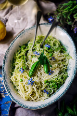 spaghetti with mashed peas and borage.