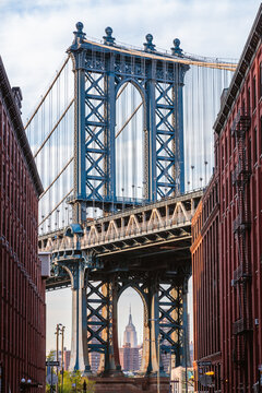 Manhattan bridge architecture, New York city, USA