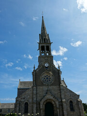 Fototapeta na wymiar Église Notre Dame de Bon Secours