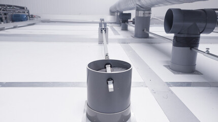 Automatic damper valve controlled by the machine.