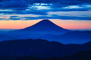 南アルプスの北岳から眺めた富士山