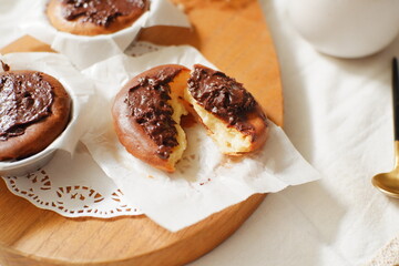 Close up of mini Burnt cheese cake 