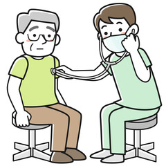 高齢男性に聴診器をあてて診察をする男性医師