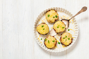 mini eggplant pizzas with tomato sauce and cheese