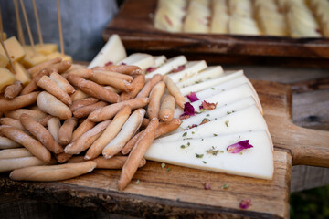 picos, palitos, quesos, tabla de quesos, queso trufado