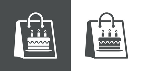 Logo con silueta de tarta de cumpleaños con velas en bolsa de la compra de papel - obrazy, fototapety, plakaty