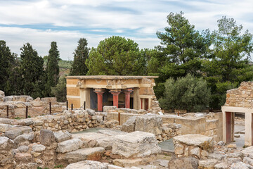 Fototapeta na wymiar Knossos palace ruins on Crete island, Greece. Famous Minoan Knossos palace.