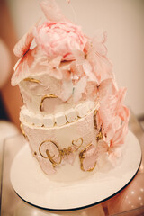 wedding cake with rose