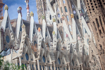 Barcelona, Sagrada Família, frescoes, sculptures, facade, ornament, spiers, towers, temple,...