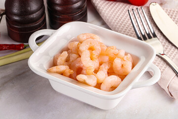 Cocktail prawns in the bowl