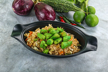 Stir fried rice with chicken