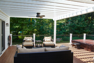Sunny Outdoor Deck with Pergola and Hot Tub, Suburban Retreat View - obrazy, fototapety, plakaty