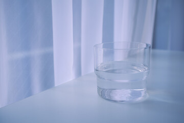 コップに入った水