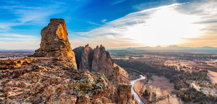 American Landscape during a vibrant winter day. Colorful Sky. Smith Rock