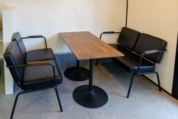 レストラン・カフェのテーブル席