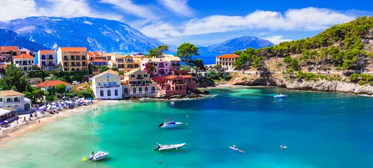 Poster Im Rahmen Greece  travel. One of the most beautiful traditional greek villages - scenic Assos in Kefalonia (Cephalonia) with colorful floral streets. Ionian islands , popular tourist destination © Freesurf