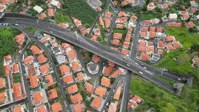 autopista desde punto de vista aereo
