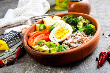 Boiled buckwheat with egg and fresh vegetables - 720309124