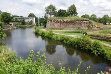 Wassergraben in der Festungsstadt Festung Saarlouis