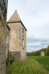 Fototapeta na wymiar Château-de-Morteau bei Cirey-lès-Mareilles, historisches Monument in Frankreich