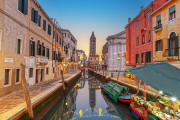 Fototapeta na wymiar Venice, Italy Canal at Dusk
