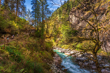 View enroute to Har Ki Dun or the Valley of Gods is located in Garhwal Himalayas of Uttarkashi district of Uttarakhand at 3500 meter. It is one of the most gorgeous river valley treks in India.