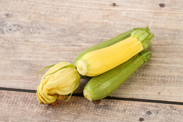 Raw baby organic zucchini heap