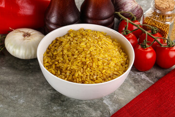 Dry wheat bulgur cereal heap