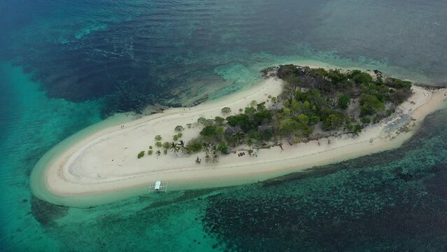 Aerial view of Pagtenga Island (North Kay)