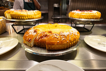 大型客船ビュッフェスタイルレストランのパン