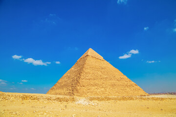 Great Egyptian pyramids. Pyramid of Khafre.