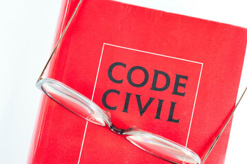 code civil, livre de lois français