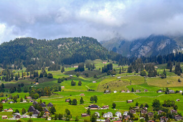 Fototapeta na wymiar Wildhaus-Alt St. Johann im Obertoggenburg, Kanton St. Gallen (Schweiz) 