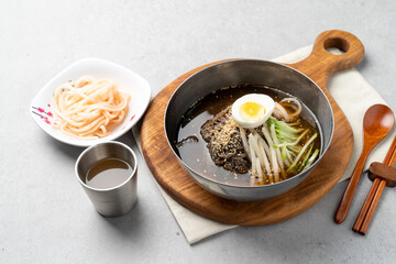 Galbi-tang, Seolleong-tang, Naju-gom-tang, Yukgaejang, Bibim-myeon, Cold Noodles, Cold Noodles, Korean food, Beef Galbi octopus shrimp hot pot, Sogal-nak-sae hot pot, Son Mandu, Dumpling, Dumpling