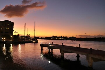 Fototapeta na wymiar sunset at the harbor