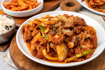 Stir-fried tripe, pork tripe, dakdoritang, dakdoritang, dakdoritang, stir-fried spicy pork, doenjang stew, kimchi stew, Korean food, traditional food, side dishes