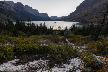 Fototapeta na wymiar St Mary lake in Glacier National Park.