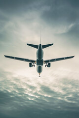 Obraz premium Aviation Elegance: A Flawless Skyline Encounter