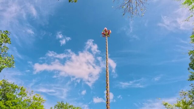 Show de voladores de papantla en M&eacute;xico, tradici&oacute;n y cultura M&eacute;xicana