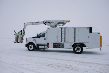 DE-ICING & ANTI-ICING EQUIPMENT special truck