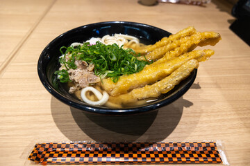 かしわごぼ天うどん