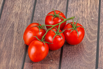 Raw red Flamenco tomato branch