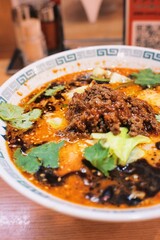 麻辣担々麺