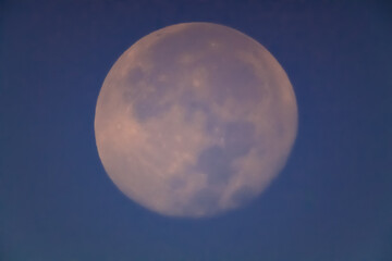 夜明け前のまん丸な月20210921-2