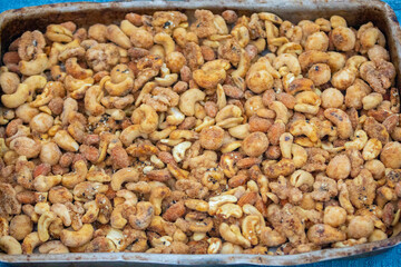 mix of walnuts, cashews, walnuts, Brazil nuts, pecans and almonds