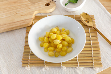 Ginkgo Nuts with Fresh Milk