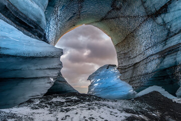  Ice Cave in Kötlujökull, Vik, Iceland