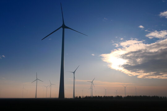 Windpark Parndorf in den Morgenstunden