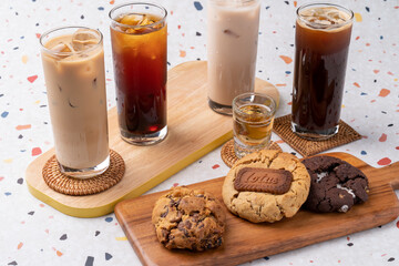 americano, coffee, latte, ice, Dutch coffee, Dutch latte, milk tea, levan cookie, cookie, smore cookie, chocolate