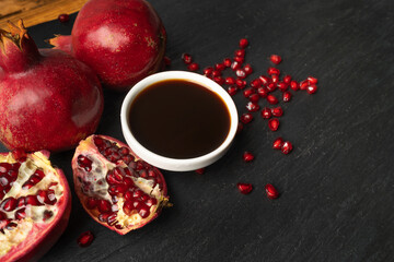 Pomegranate Sauce, Sirup, Dressing, Red Ripe Fruit Syrup with Red Ripe Whole Fruit Group